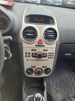 Opel Corsa 1.2 - 4