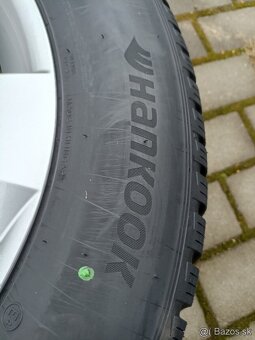 Zimné pneu Hankook Winter Icept EVO 3 215/65 R17 - 4