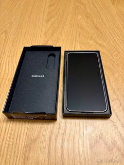 Samsung Galaxy S23 - 4