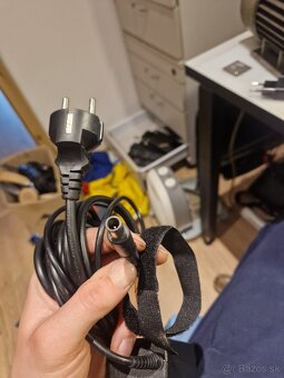 Nabijacka HP 18.5V 65W - 4