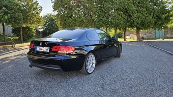 BMW e92 330i Coupe M-packet - 4