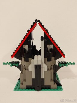 LEGO Castle 6048 Majisto's Magical Workshop - 4