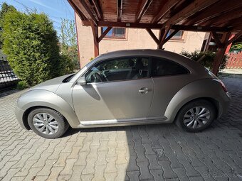 VOLKSWAGEN BEETLE - 4