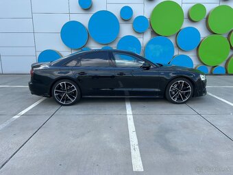 Audi S8 PLUS Quattro AT8 (605k) - 4