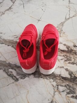Dámske Adidas Flux Verve Veľkosť 39,5 - 4