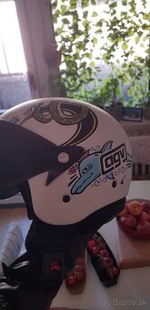 Prilba na moto - 4