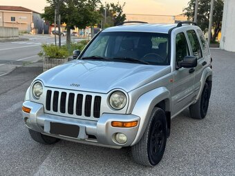 JEEP CHEROKEE 2.5 CRD SPORT - 4
