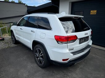 Jeep Grand Cherokee motor KO - 4