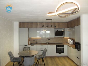 Na predaj nadštandartný, moderný, zariadený byt 2izbový byt - 4
