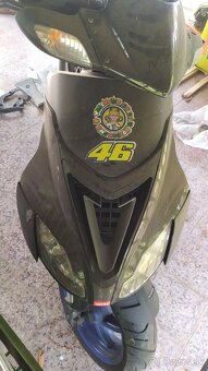 Predám skúter Aprilia - 4