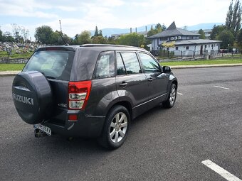Suzuki Grand Vitara 2010 - 4