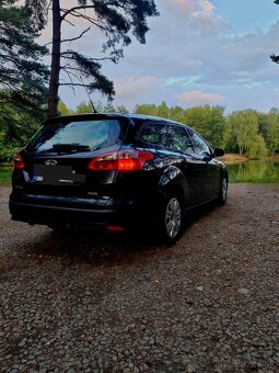 FORD FOCUS - 4