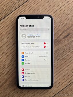 Predám Iphone 11 64GB - 4