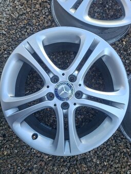 Mercedes R17 Original - 4