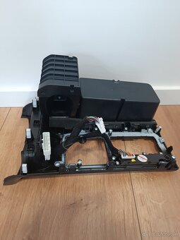 Kryt stredového tunela Kia Sorento III r.v. 2015-2023 - 4