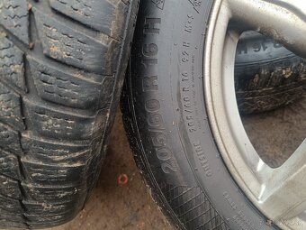 Pneumatiky 205/60R16 et42 5x112 - 4