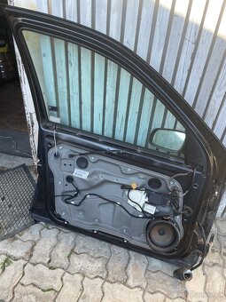 Golf 4 hatchback dvere - 4