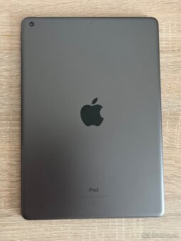 Apple iPad 10.2" (2021) Wi-Fi 64GB Space Grey - 4