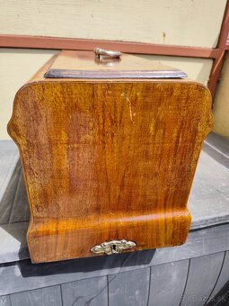 Krásny kryt šijací stroj - 4