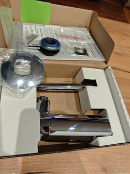 Schelltronic - senzorovy splachovac - 4