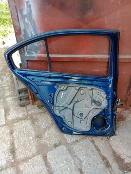 Octavia 2 sedan 1.6 iba diely - 4