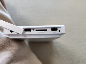 Cowon Plenue Z2 - 32gb+miicro SDHC slot.. MP3 prehrávač. - 4