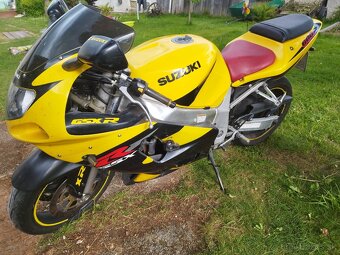 Suzuki gsxr 600 - 4