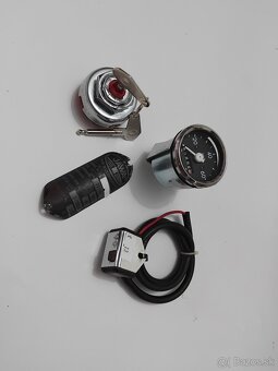 Jawa pionier : Tachometer, Štítok BABETTA VIPÍNAČ,SPÍNAČKA - 4