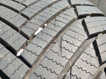 Predam 4ks pneu 215/40/zr17 celorocne 87W Imperial - 4
