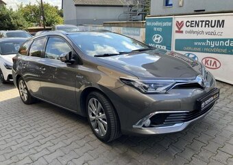 Toyota Auris 1.8-AUTOMAT-NAVI-KAMERA - 4