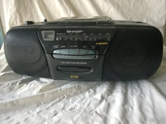 retro boombox - 4
