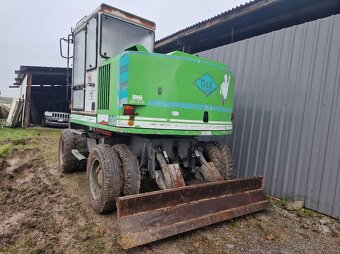 Kolesový bager O&K MH 2.10C 10t - 4