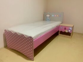Detská posteľ s nočným stolíkom - 4