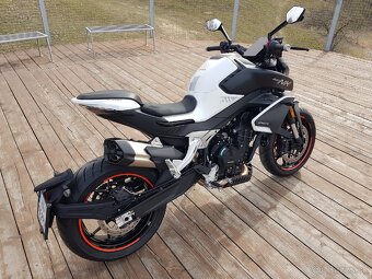 NK 800 CFmoto - 4