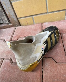 Kopačky adidas Predator Mutator - 4