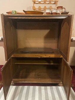 komoda, masiv, v 133cm, s 110 cm, h 54 cm, bazar - 4