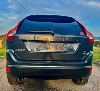Volvo XC60 D5 (151kW) AWD 4x4 automat - 4