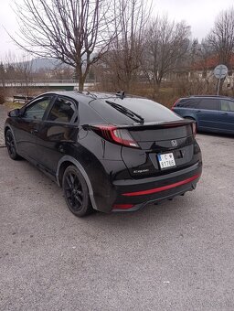 Rozpredám Civic 9 - 4