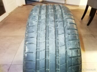Predám 1 kus Pireli 225 40 R19 letna - 4