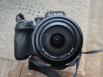 Panasonic Lumix DMC-FZ300 - 4