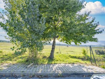 NA PREDAJ POZEMOK, ZÁBORSKÉ, 938m2 - 4