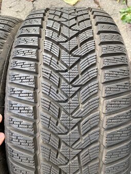 Dunlop 235/45 r18 zimne nové - 4