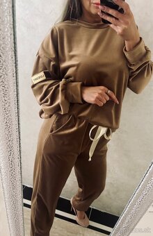 Damska talianska velurova suprava browni - 4