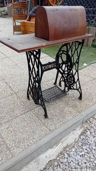 2 funkčne šijacie stroje a obuvnicky stroj - 4