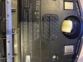 Predám iRobot Roomba 651 - 4