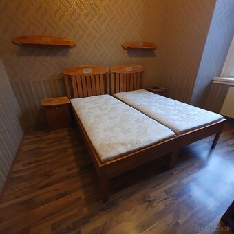 Predám postele - masív, 28ks - 4
