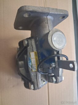 Servoválec URI a rozvádzač prívesu GO - 4