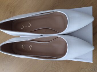 Predám biele lodičky ( svadobné) - 4