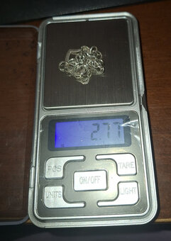 STRIEBORNÝ NÁHRDELNÍK - 4