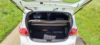 Hyundai i10 - 4